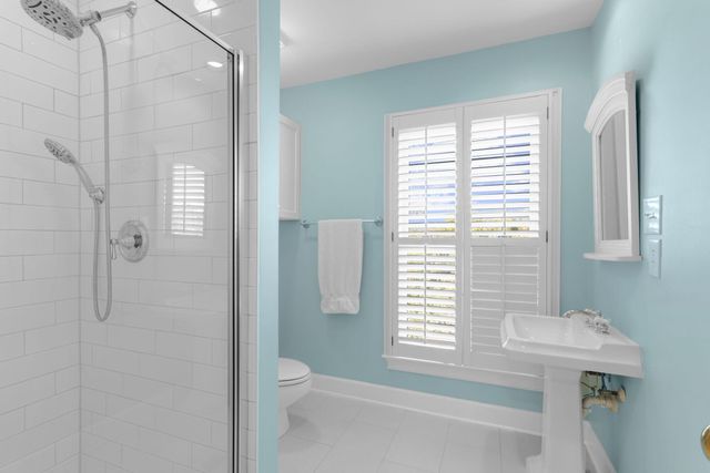 10 Commons Court, Isle Of Palms, SC 29451