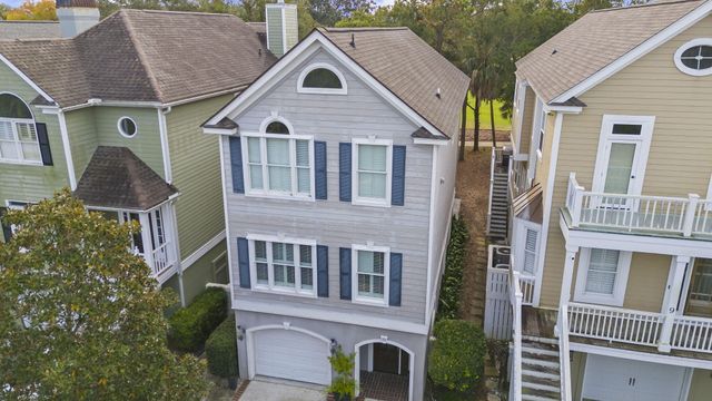 10 Commons Court, Isle Of Palms, SC 29451