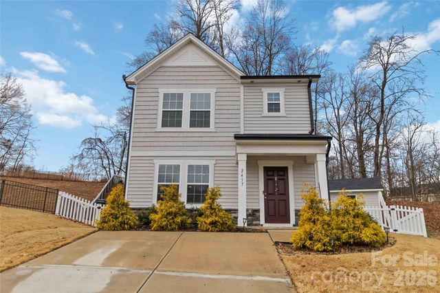 2417 Kings Cross Court, Winston Salem, NC 27127