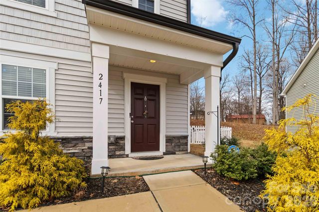 2417 Kings Cross Court, Winston Salem, NC 27127