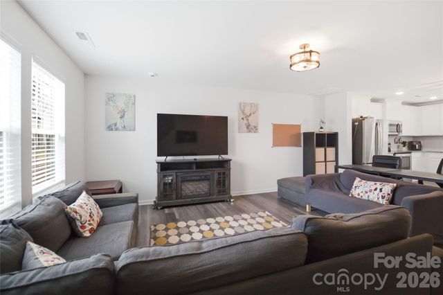 2417 Kings Cross Court, Winston Salem, NC 27127