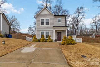 2417 Kings Cross Court, Winston Salem, NC 27127