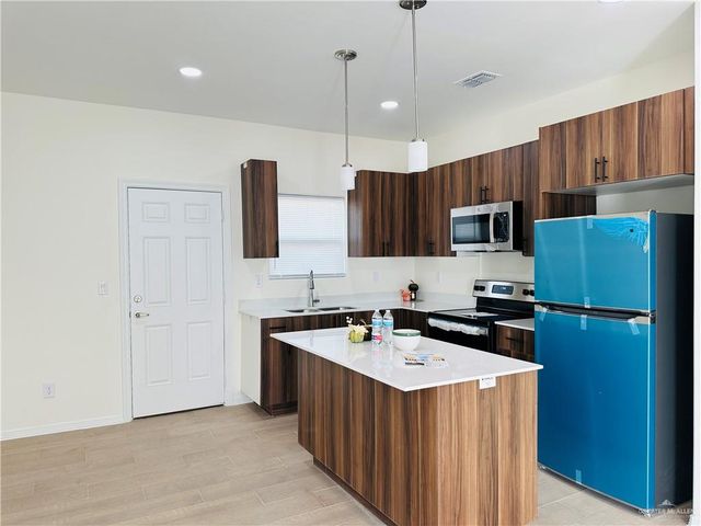 3009 W Driftwood Street 3, Edinburg, TX 78541