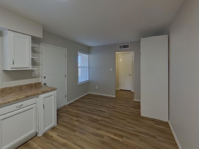 1013 W Anderson Drive, Phoenix, AZ 85023