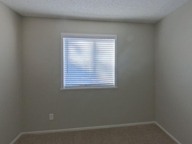 1013 W Anderson Drive, Phoenix, AZ 85023