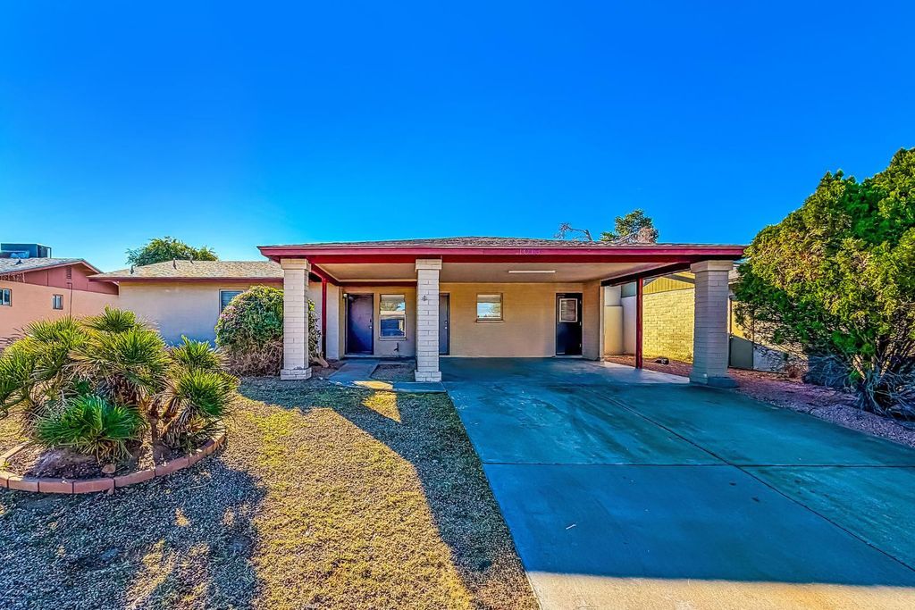 1013 W Anderson Drive, Phoenix, AZ 85023