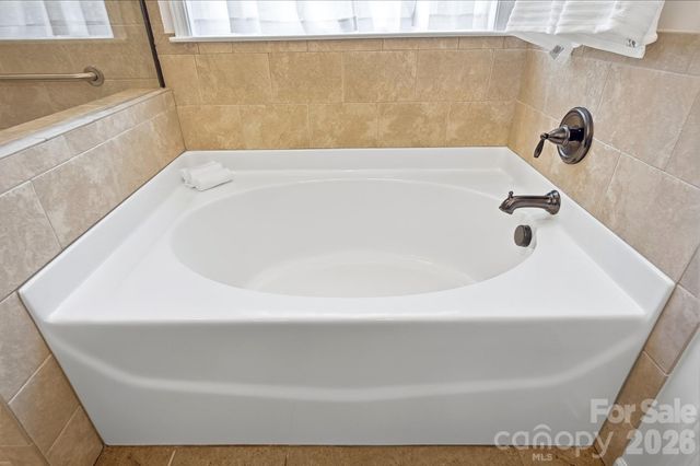 3076 Streamhaven Drive, Fort Mill, SC 29707