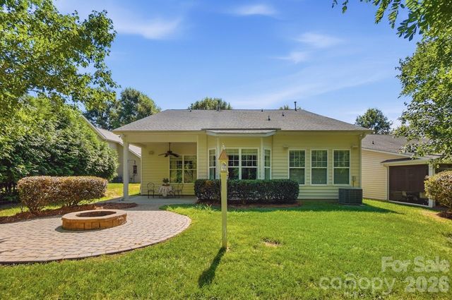 3076 Streamhaven Drive, Fort Mill, SC 29707