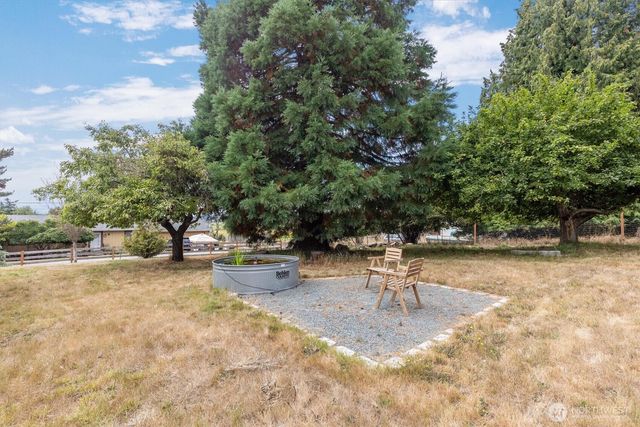 964 Ferry Avenue, Coupeville, WA 98239