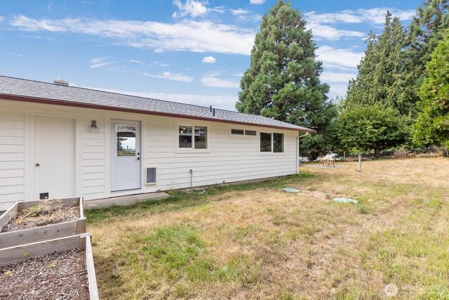 964 Ferry Avenue, Coupeville, WA 98239