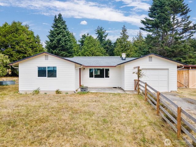 964 Ferry Avenue, Coupeville, WA 98239