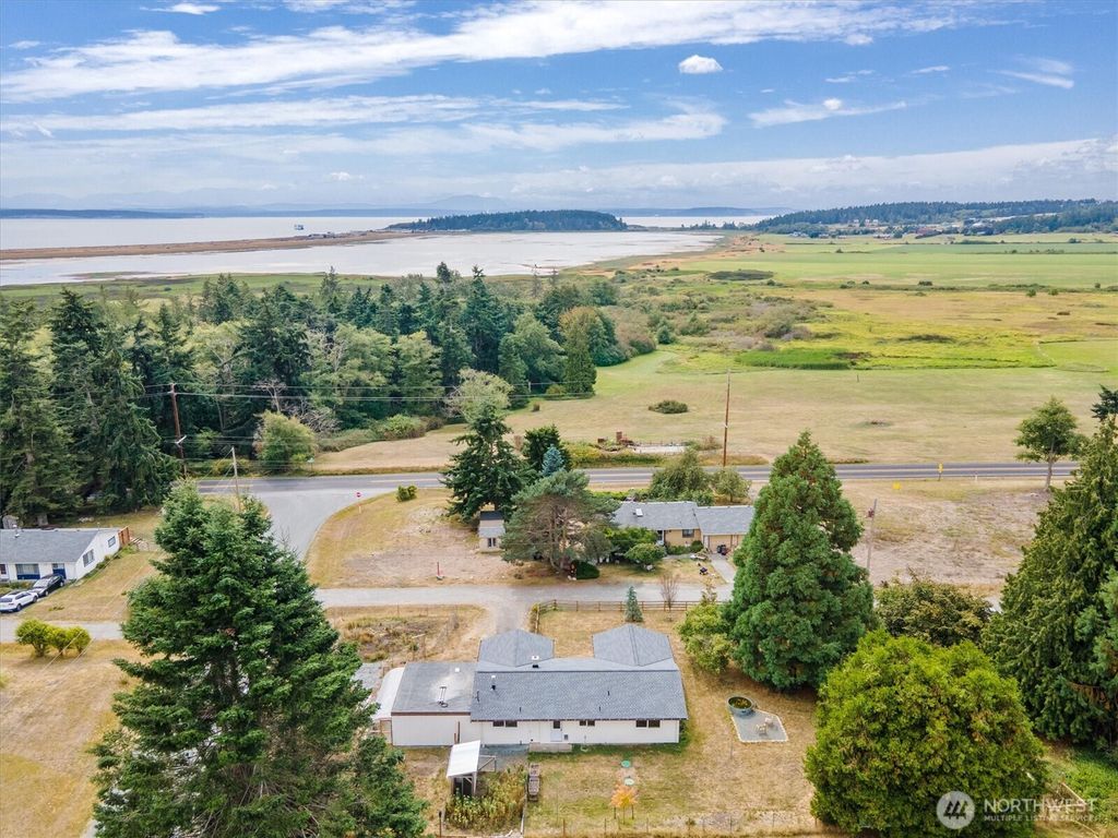 964 Ferry Avenue, Coupeville, WA 98239