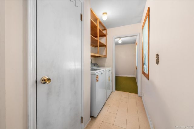 33 View Drive, Miller Place, NY 11764