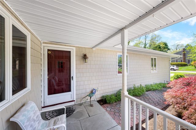33 View Drive, Miller Place, NY 11764