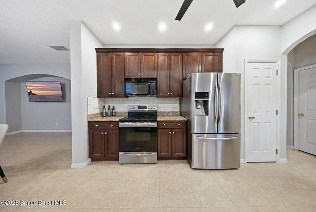 2039 Tullagee Avenue, Melbourne, FL 32940
