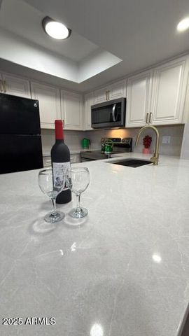 3535 W TIERRA BUENA Lane 229, Phoenix, AZ 85053