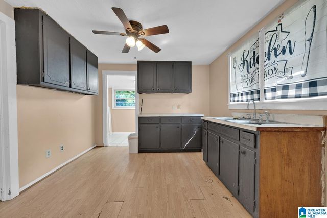 1805 CIRCLEWOOD DRIVE, Birmingham, AL 35214