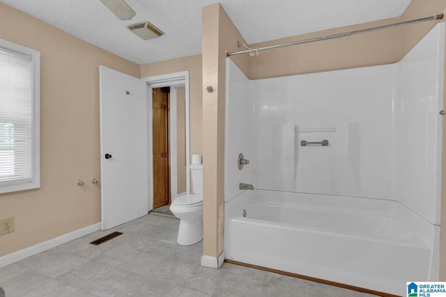 1805 CIRCLEWOOD DRIVE, Birmingham, AL 35214