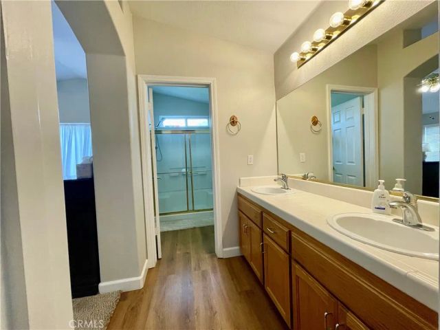 443 S Park, Kerman, CA 93630