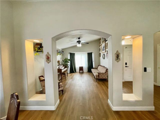 443 S Park, Kerman, CA 93630
