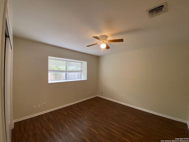 7214 RIMWOOD ST, Live Oak, TX 78233