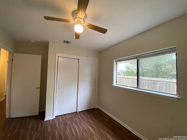 7214 RIMWOOD ST, Live Oak, TX 78233