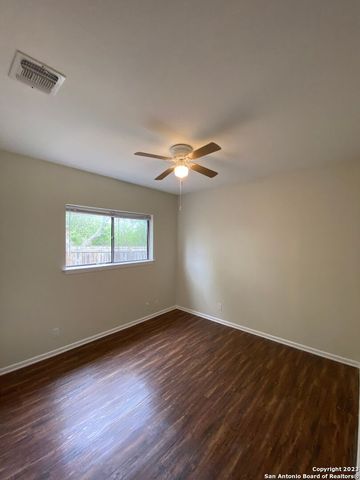 7214 RIMWOOD ST, Live Oak, TX 78233