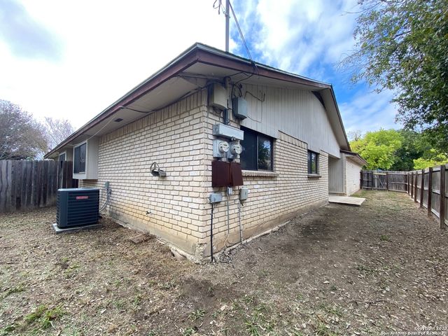 7214 RIMWOOD ST, Live Oak, TX 78233