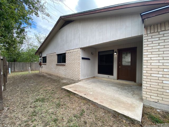 7214 RIMWOOD ST, Live Oak, TX 78233