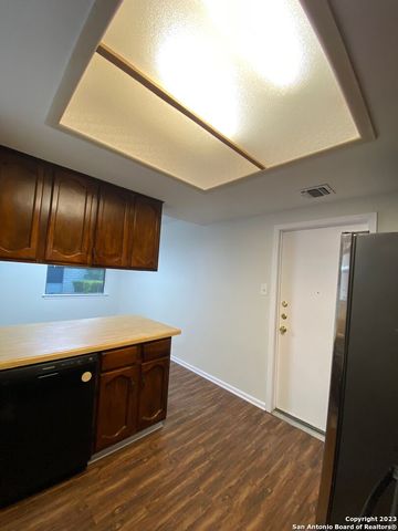 7214 RIMWOOD ST, Live Oak, TX 78233