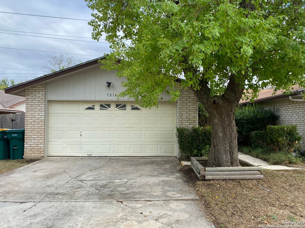 7214 RIMWOOD ST, Live Oak, TX 78233