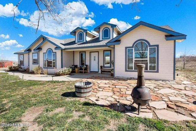 445 S BELLA Road, Chino Valley, AZ 86323