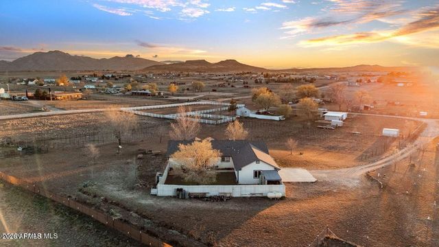445 S BELLA Road, Chino Valley, AZ 86323