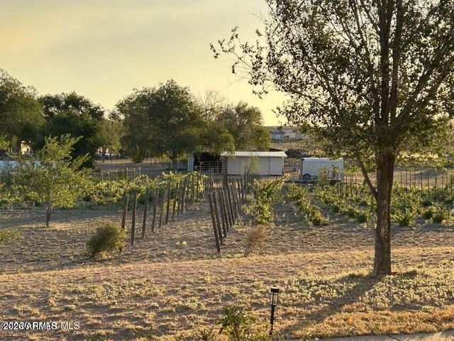 445 S BELLA Road, Chino Valley, AZ 86323