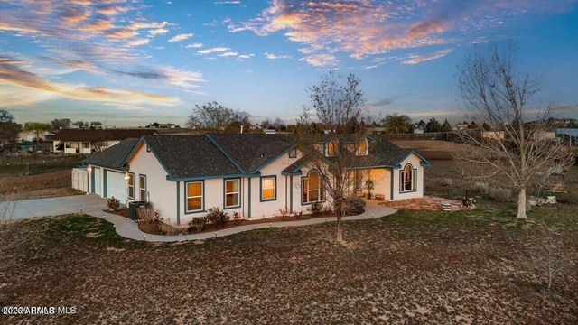 445 S BELLA Road, Chino Valley, AZ 86323