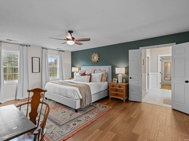 10001 Oglesby Drive, Evansville, IN 47720