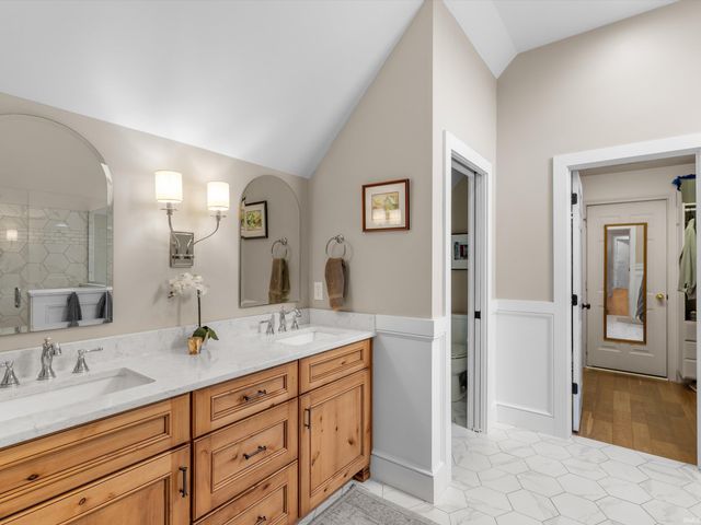 10001 Oglesby Drive, Evansville, IN 47720