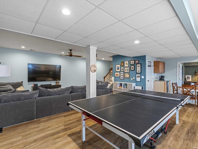 10001 Oglesby Drive, Evansville, IN 47720