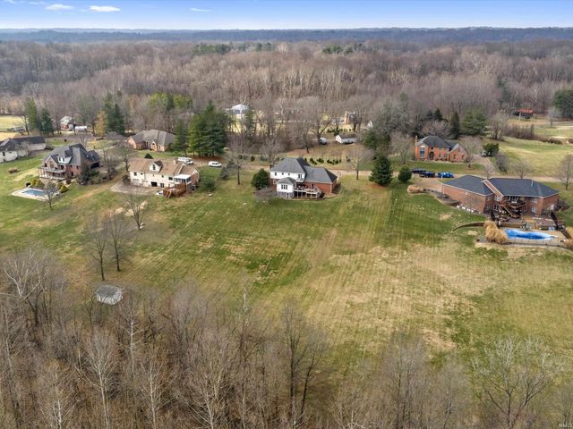 10001 Oglesby Drive, Evansville, IN 47720