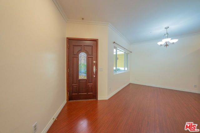 626 E Orange Grove Avenue 105, Burbank, CA 91501