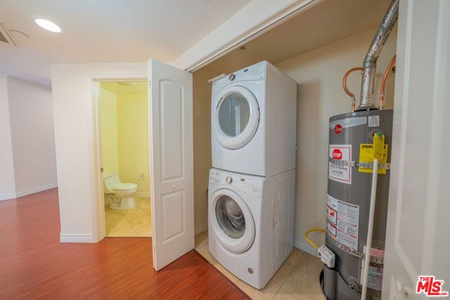 626 E Orange Grove Avenue 105, Burbank, CA 91501