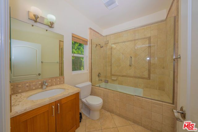 626 E Orange Grove Avenue 105, Burbank, CA 91501