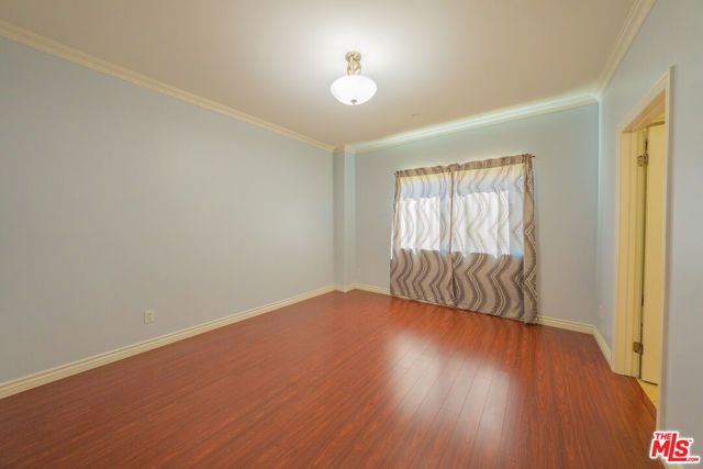626 E Orange Grove Avenue 105, Burbank, CA 91501