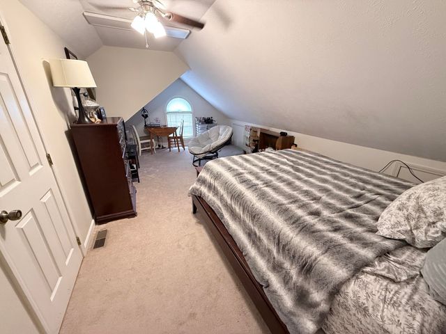 926 Stonebrook Drive, Paducah, KY 42003
