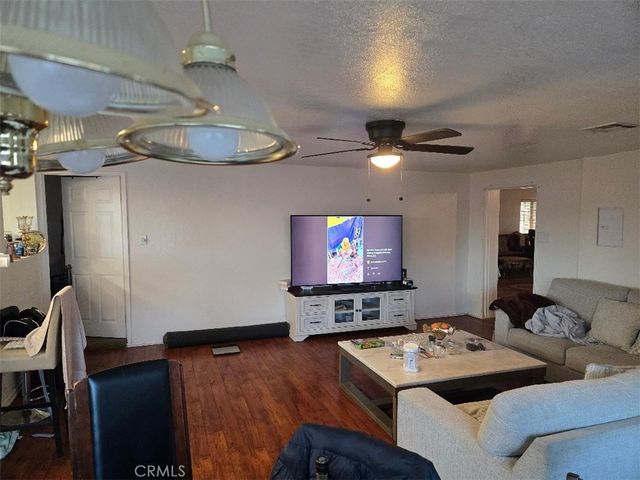 3514 W Avenue N, Palmdale, CA 93551