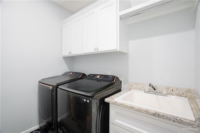 402 Imperial Drive, San Juan, TX 78589