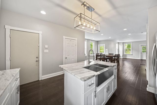700 S Champion Avenue, Columbus, OH 43205