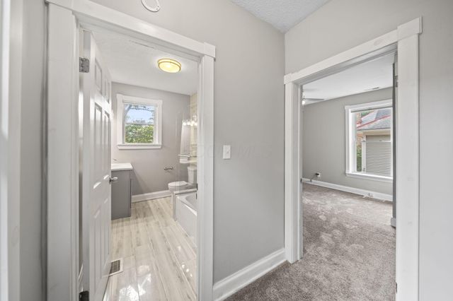 700 S Champion Avenue, Columbus, OH 43205