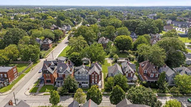 700 S Champion Avenue, Columbus, OH 43205
