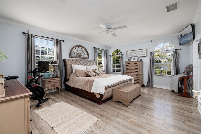 407 8TH AVENUE N, Tierra Verde, FL 33715